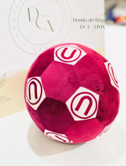 Pelota De Peluche Del Club Universitario De Deportes