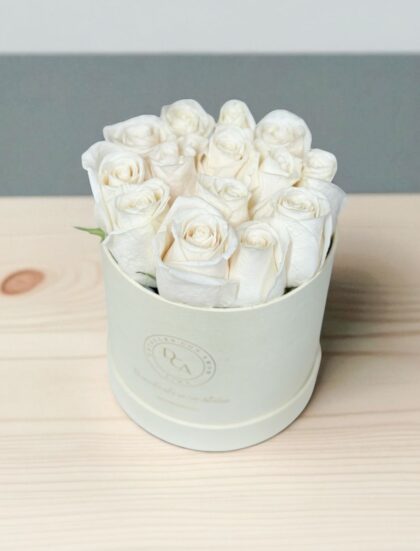 BOX ROSAS BLANCAS PAZ