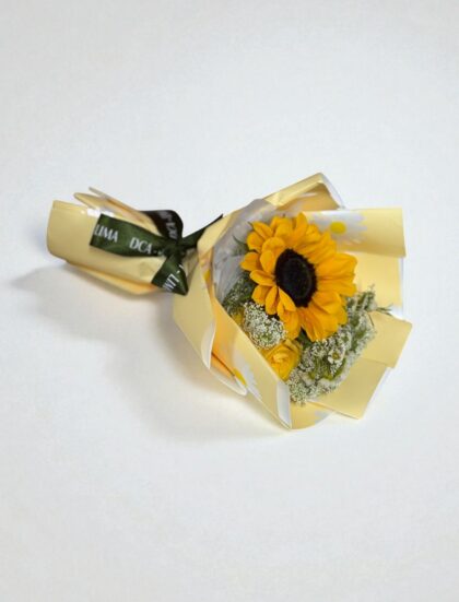 DETALLE PETIT FLORES AMARILLAS
