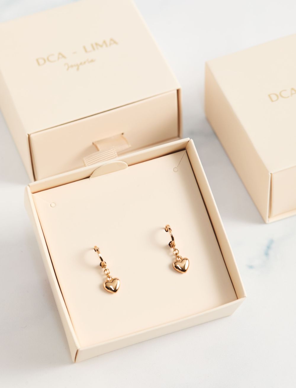 ARETES COLGANTES DE CORAZÓN - Imagen 2