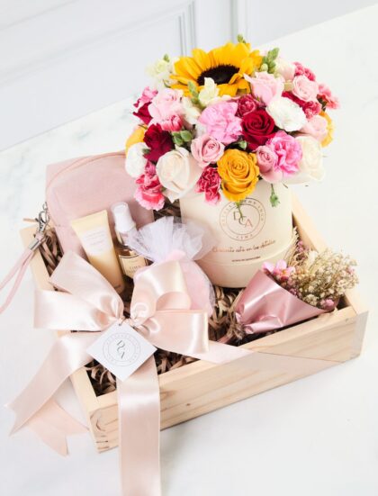 PACK GIFTBOX Y FLORES PRIMAVERAL