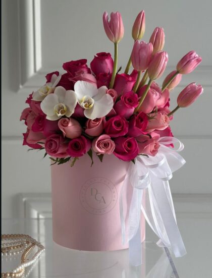 BOX DELUXE ORQUÍDEAS Y TULIPANES