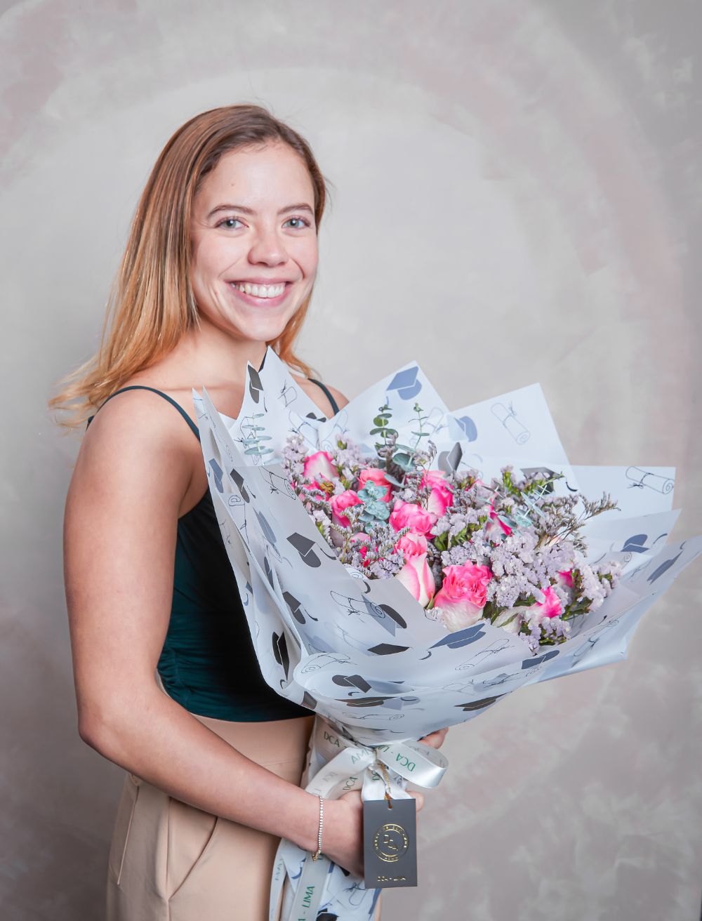 RAMO GRADUADA PRINCESA - Imagen 2