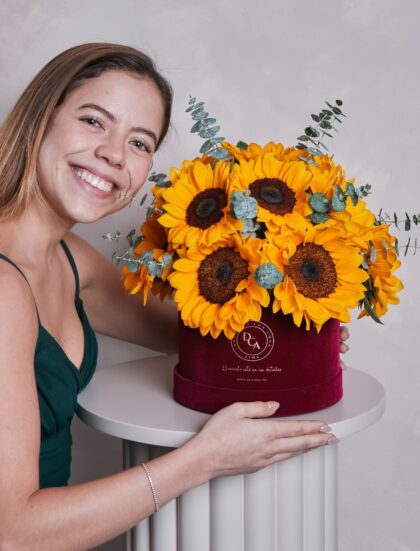 ARREGLO REINA DE GIRASOLES